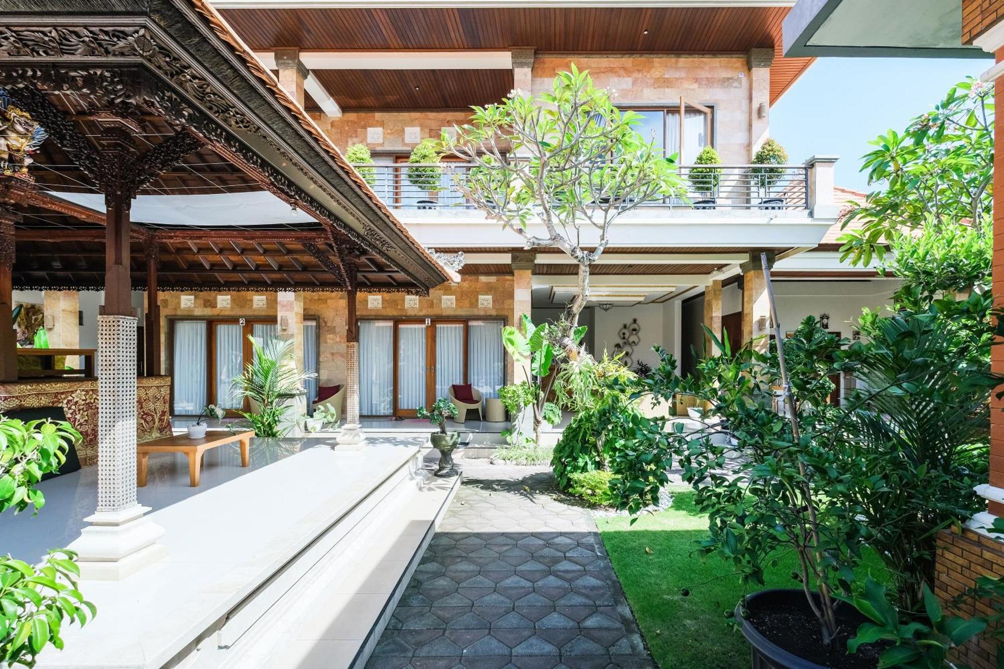 Wayan House 2*